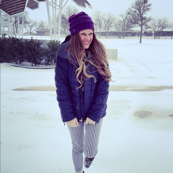 Meet your Posher, Melissa - Picture 4 of 5